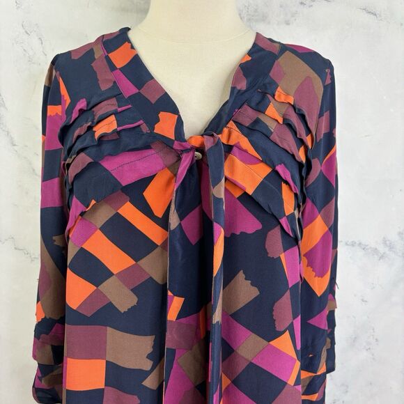 Anthropologie Silk Tunic Blouse Top M Office geometric 70s style Pleated Artsy - Picture 14 of 14
